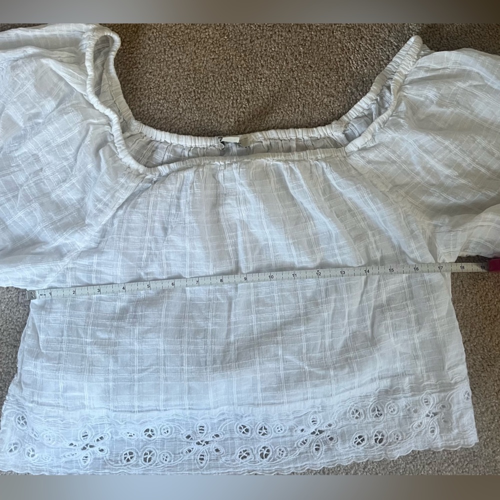 American Eagle White Embroidered Puff Sleeve Blouse, Size Small - Picture 10 of 11
